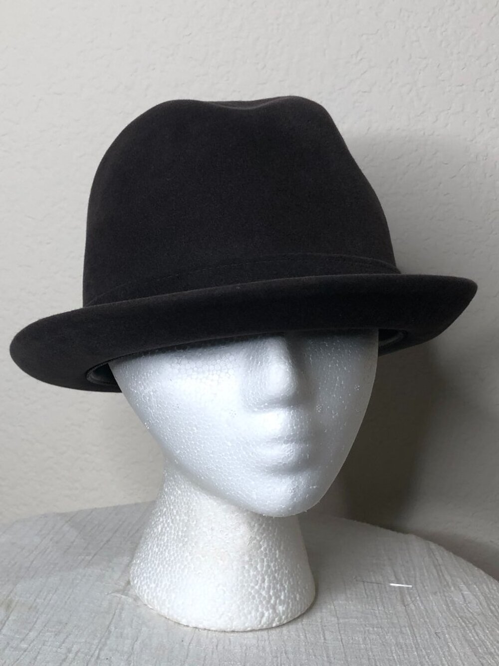 Vintage "Porter's New Orleans/ Churchill Ltd" Taupe Fur Felt Fedora